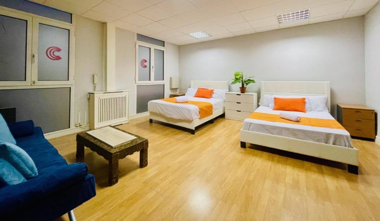 Punta Me Beautiful Apartments In Madrid Downtown Exterior foto